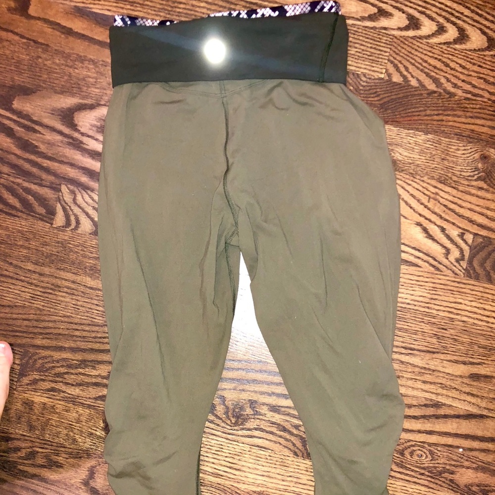 Lululemon joggers with dual waistband - Picture 4 of 5